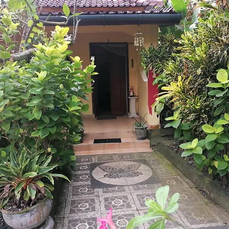 Bali Budget Beach Bungalow Candi Dasa  Exterior photo